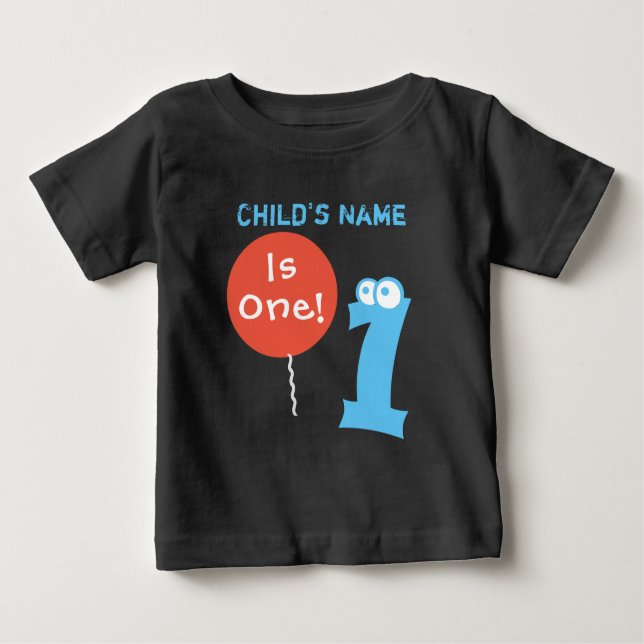 Camiseta Para Bebê o bebê tem 1 ano, primeiro aniversário, adicione o (Frente)