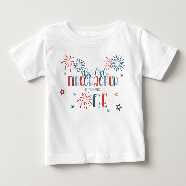 Camiseta Para Bebê O Firecracker está transformando UMA Primeira Cami (Frente)