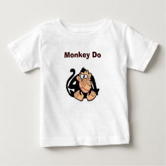 Camiseta Para Bebê O macaco faz