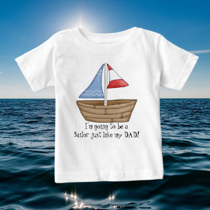 Camiseta Para Bebê O marinheiro apenas gosta do t-shirt do pai