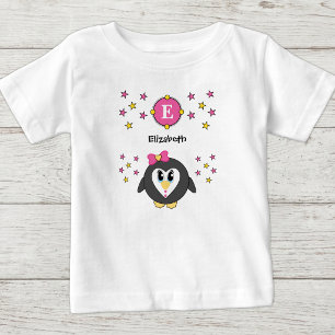 Camiseta Para Bebê O nome do pinguim bonito é amarelo rosa