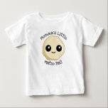 Camiseta Para Bebê O Pequeno Baile Matzo da mamãe<br><div class="desc">O Pequeno Baile Matzo da mamãe com uma bola matzo gigante com um rosto sorridente.</div>