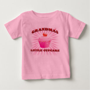 Camiseta Para Bebê O pequeno Cupcake da vovó