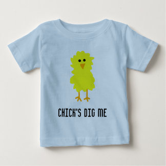 CAMISETA PARA BEBÊ O PINTINHO ESCAVA-ME