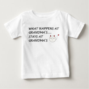 CAMISETA PARA BEBÊ O QUE ACONTECE EM ESTADAS DAS AVÓS… EM AVÓS!