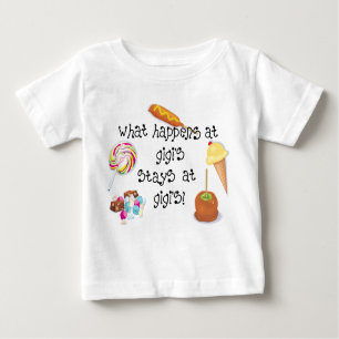 Camiseta Para Bebê O que acontece no Gigi's STAYS da Gigi's!