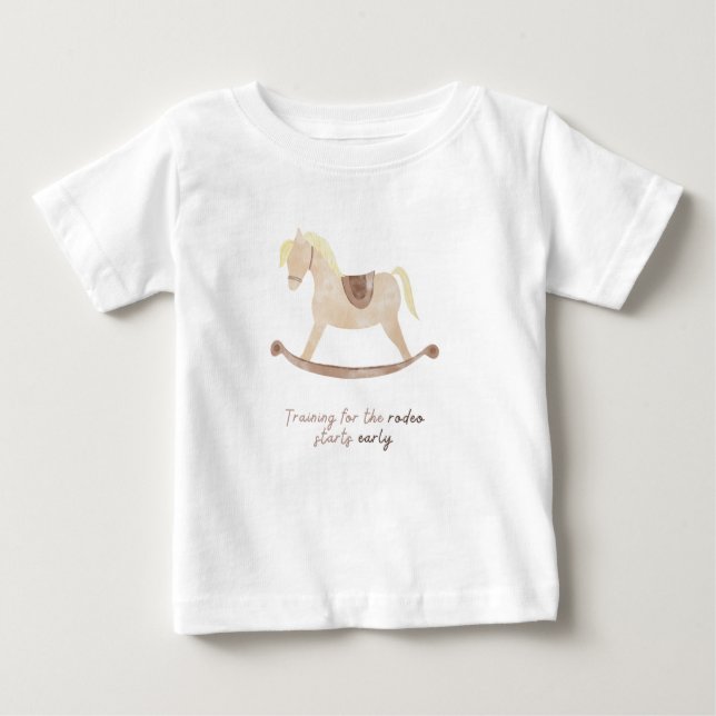 Camiseta Para Bebê O treinamento para o rodeio começa cedo (Frente)