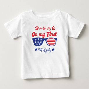 Camiseta Para Bebê Olhando a Voz no meu Primeiro Quarto de julho