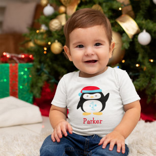 Camiseta Para Bebê ONEderland de Inverno Pinguim Monograma Primeiro A