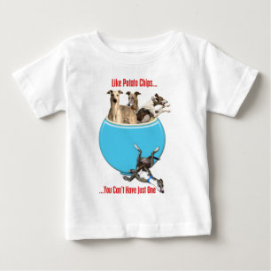 Camiseta Para Bebê Os galgos gostam de microplaquetas de batata