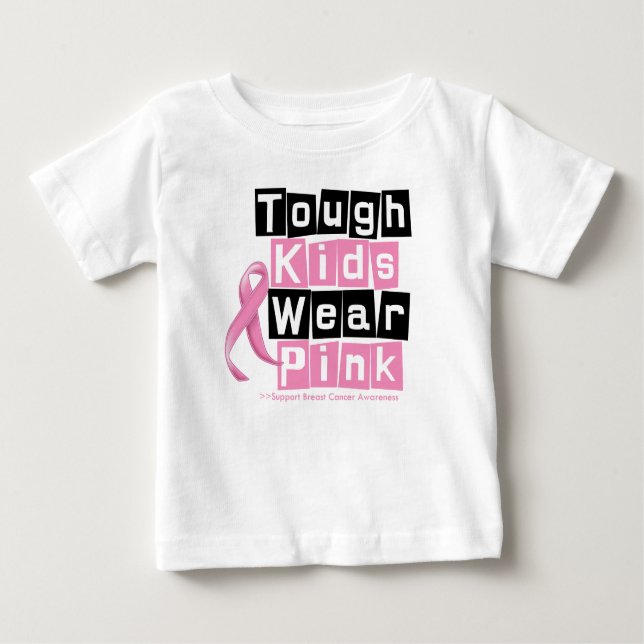 Camiseta Para Bebê Os miúdos resistentes vestem o rosa para a (Frente)