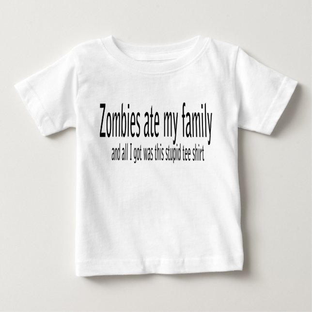 Camiseta Para Bebê Os zombis comeram minha família… (Frente)