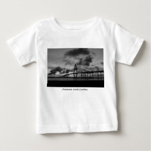 Camiseta Para Bebê Ouro Arthur Ravenel Pano Escala de Cinza