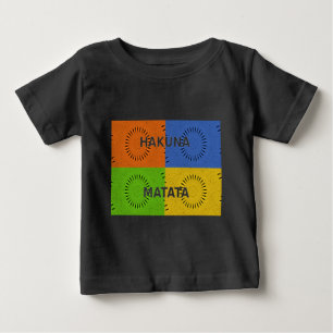 Camiseta Para Bebê Ouro Vermelho Azul Verde Matata Hakuna