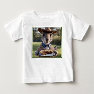 Camiseta Para Bebê "Outback Delight: Um Canguru come carne Aussie