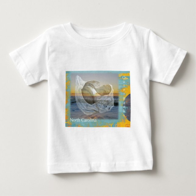 Camiseta Para Bebê Outer Banks North Carolina Seashell & Surf (Frente)