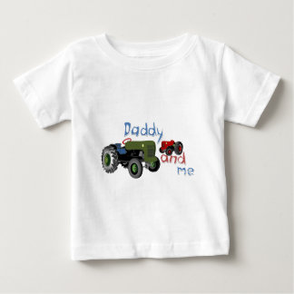 Camiseta Para Bebê Pai e mim tratores