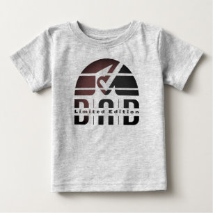Camiseta Para Bebê Pai Vintage & Retro: Paternidade como Emoção Visua