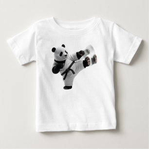 Camiseta Para Bebê Panda 3D Realizando Chute Dinâmico de Karatê