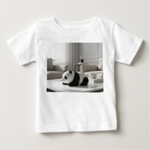 Camiseta Para Bebê Panda de Porcelana Minimalista em Mesa de Mármore