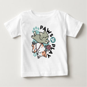 Camiseta Para Bebê Patas e Brincadeiras – Ilustração de Gato Adorável