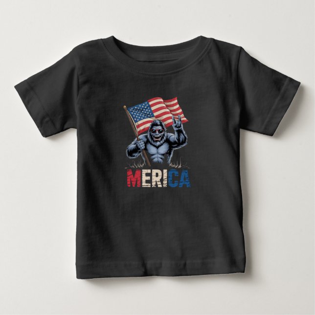 Camiseta Para Bebê Patriótico Bigfoot Merica Rock American Flag (Frente)