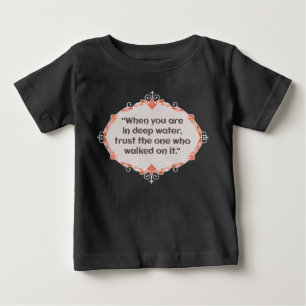 Camiseta Para Bebê Paz em águas profundas