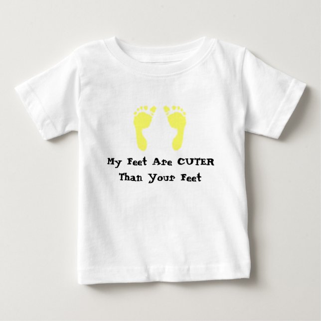 Camiseta Para Bebê Pegadas de Bebê (Amarelo) (Frente)