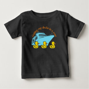 Camiseta Para Bebê Pegando Meus Patos Cruzeiros Em Uma Fila