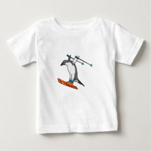 Camiseta Para Bebê Pinguim como saltador de esqui com Esqui