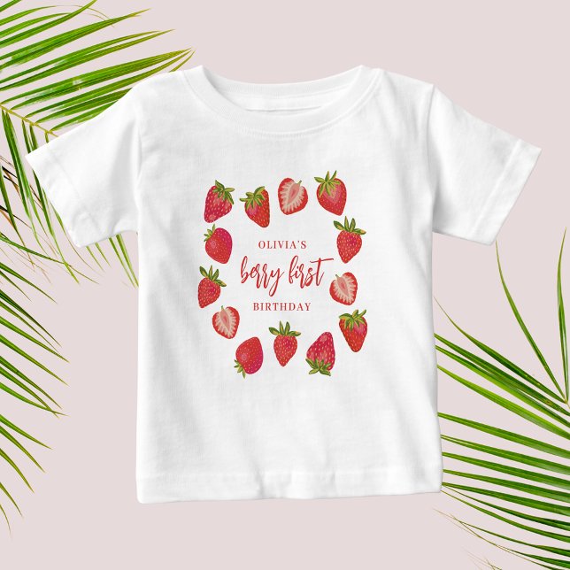 Camiseta Para Bebê Primeiro aniversario de morango de Berry First Sum (Girls First Birthday Berry First Strawberry tshirt. Customize with own name.)