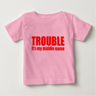 Camiseta Para Bebê Problema - É o meu nome do meio (vermelho)