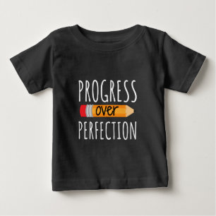 Camiseta Para Bebê Progresso Motivacional Sobre A Perfeição