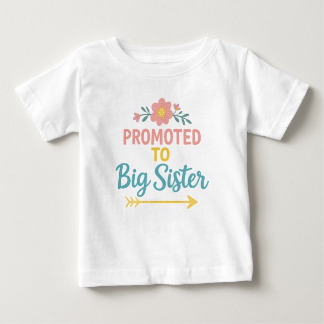 Camiseta Para Bebê Promovido a Irmã Mais Velha Anúncio Fofo de Irmãos (Frente)