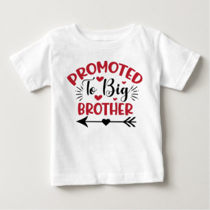 Camiseta Para Bebê Promovido a Irmão Mais Velho 2026 Dinossauro T-Rex