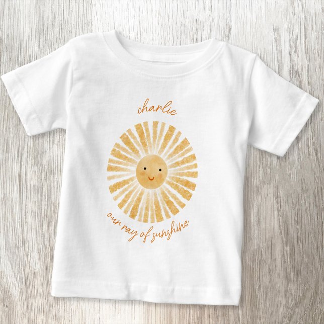 Camiseta Para Bebê Raios de Sol Personalizado Aquarela (Our ray of sunshine personalized name baby t-shirt)