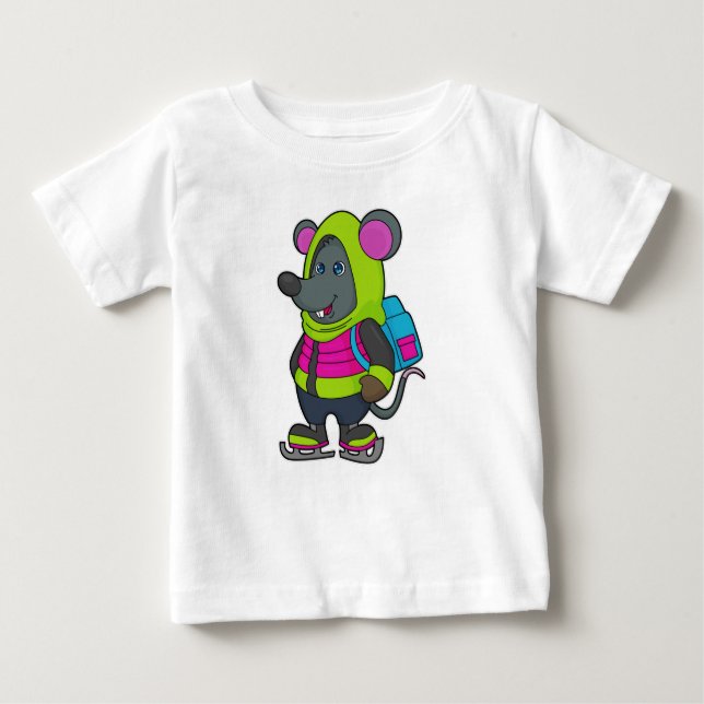 Camiseta Para Bebê Rato no gelo com skates de gelo e mochila.pn (Frente)