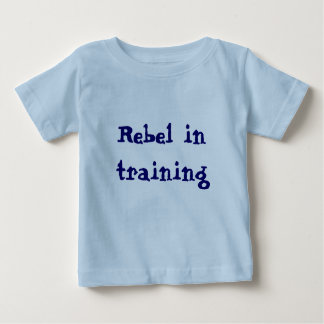 Camiseta Para Bebê Rebelde no tshirt do treinamento