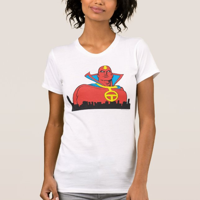Camiseta Para Bebê Red Tornado Atrás da Cityscape (Frente)