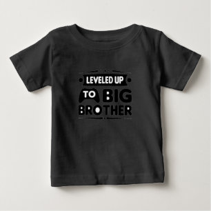 Camiseta Para Bebê Responsabilidades de irmão mais velho Promovido a