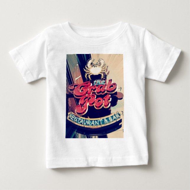 Camiseta Para Bebê Restaurante Crab Pot (Frente)