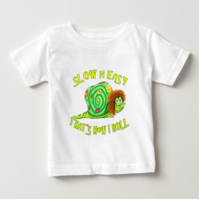 Camiseta Para Bebê Retarde e fácil que é como eu rolo (Frente)