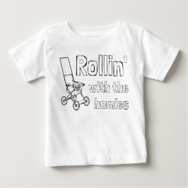 Camiseta Para Bebê Rolando com o carrinho engraçado dos meninos