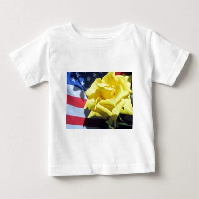 Camiseta Para Bebê Rosa Patriótico (Frente)