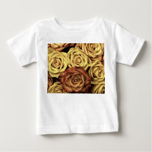 Camiseta Para Bebê Rosas com inclinação