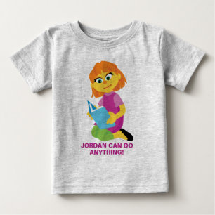 Camiseta Para Bebê Rua Sésamo   Julia Lendo um Livro