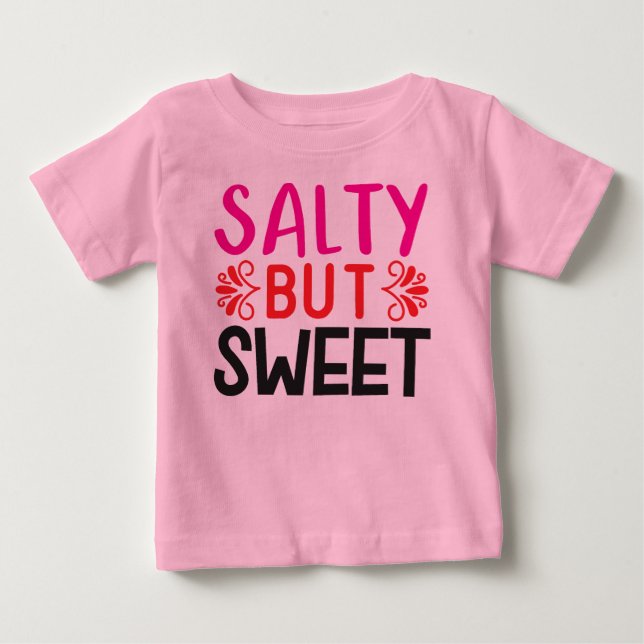 Camiseta Para Bebê Salgado, mas doce (Frente)