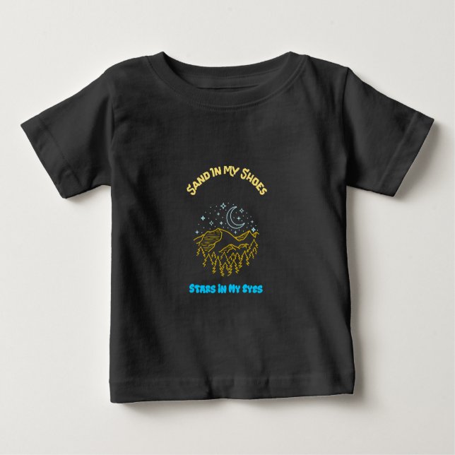 Camiseta Para Bebê Sand In My Shoes Stars In My Eyes Desert Camping (Frente)