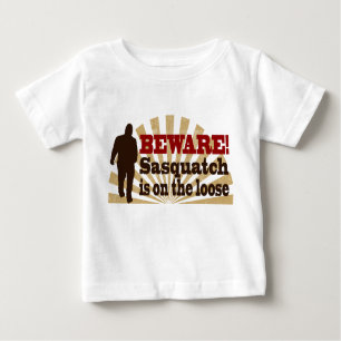 Camiseta Para Bebê Sasquatch no fraco