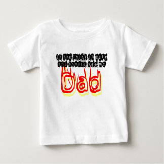 Camiseta Para Bebê Se você pensa Im bonito você deve ver meu pai